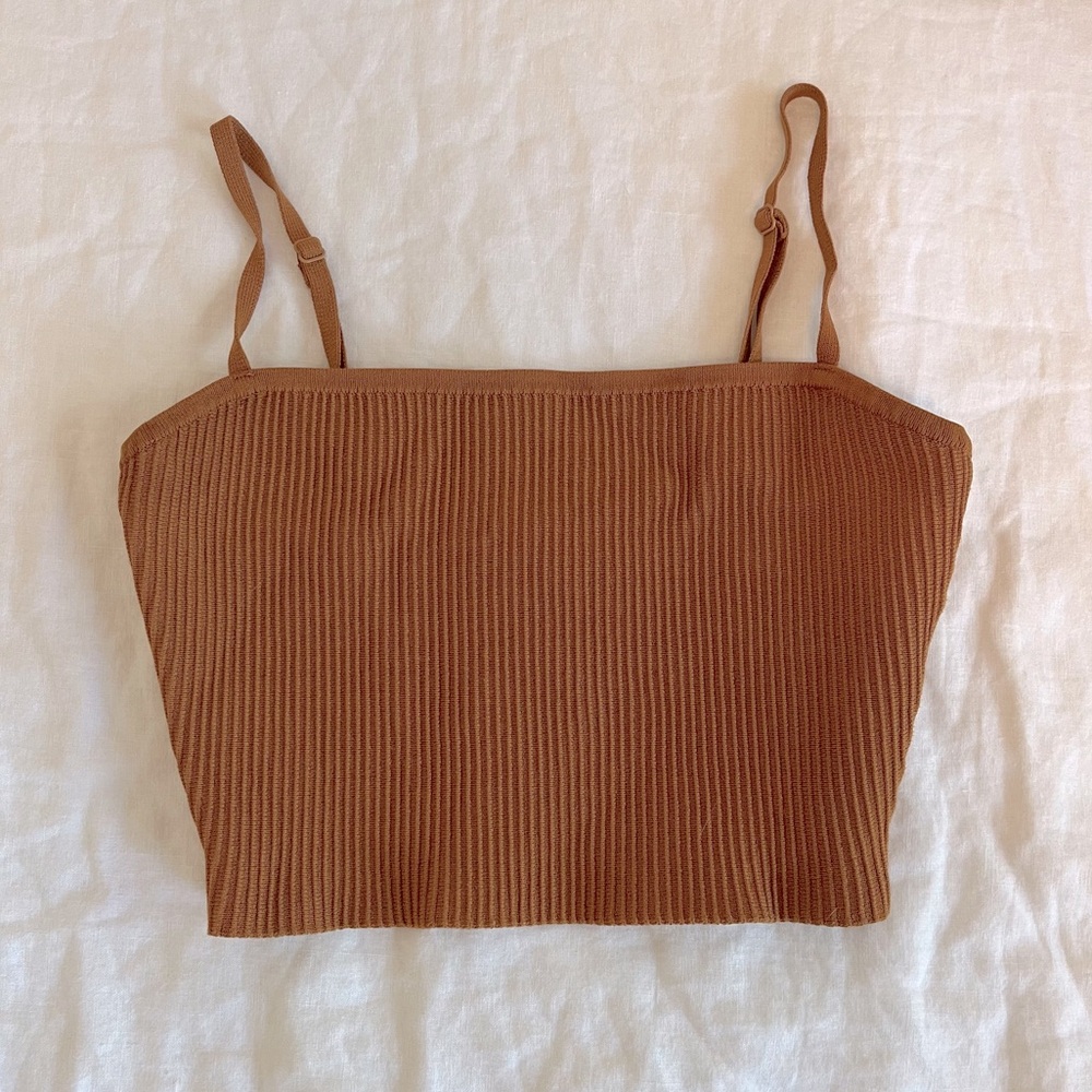 Aritzia Babaton Cropped Sculpt Knit Spaghetti Strap Tank Mustard XS